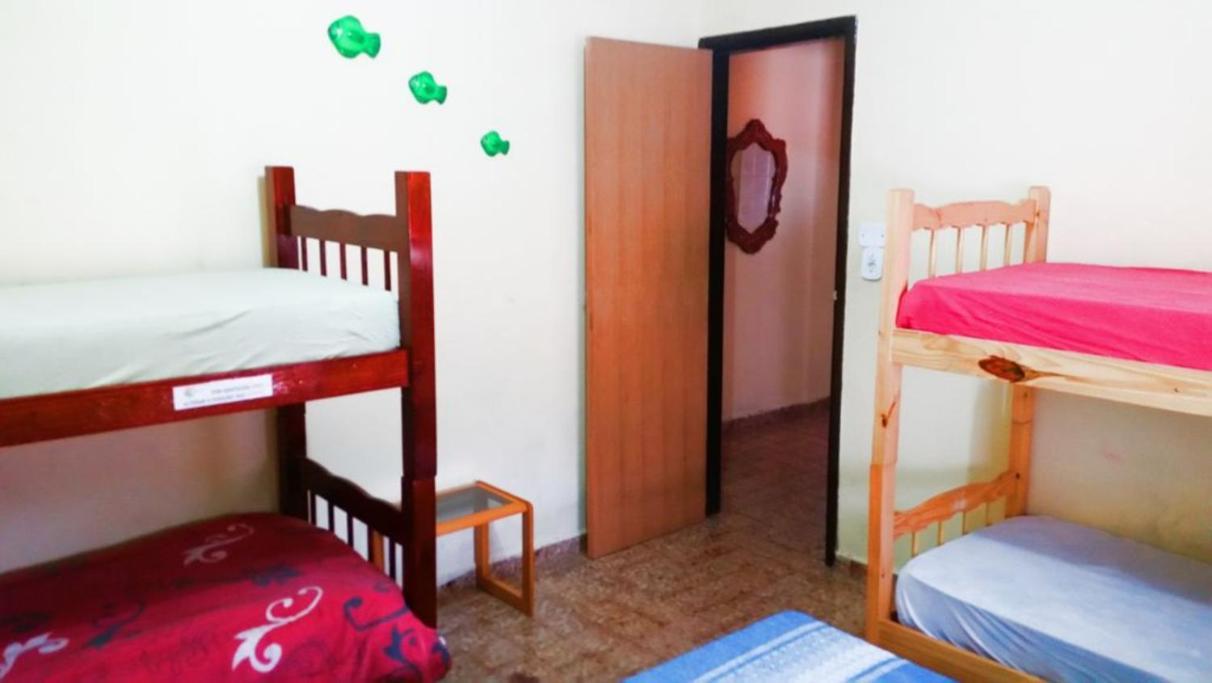 Confortavel Casa Com Piscina E Churrasqueira A 100M Da Praia Caraguatatuba Luaran gambar