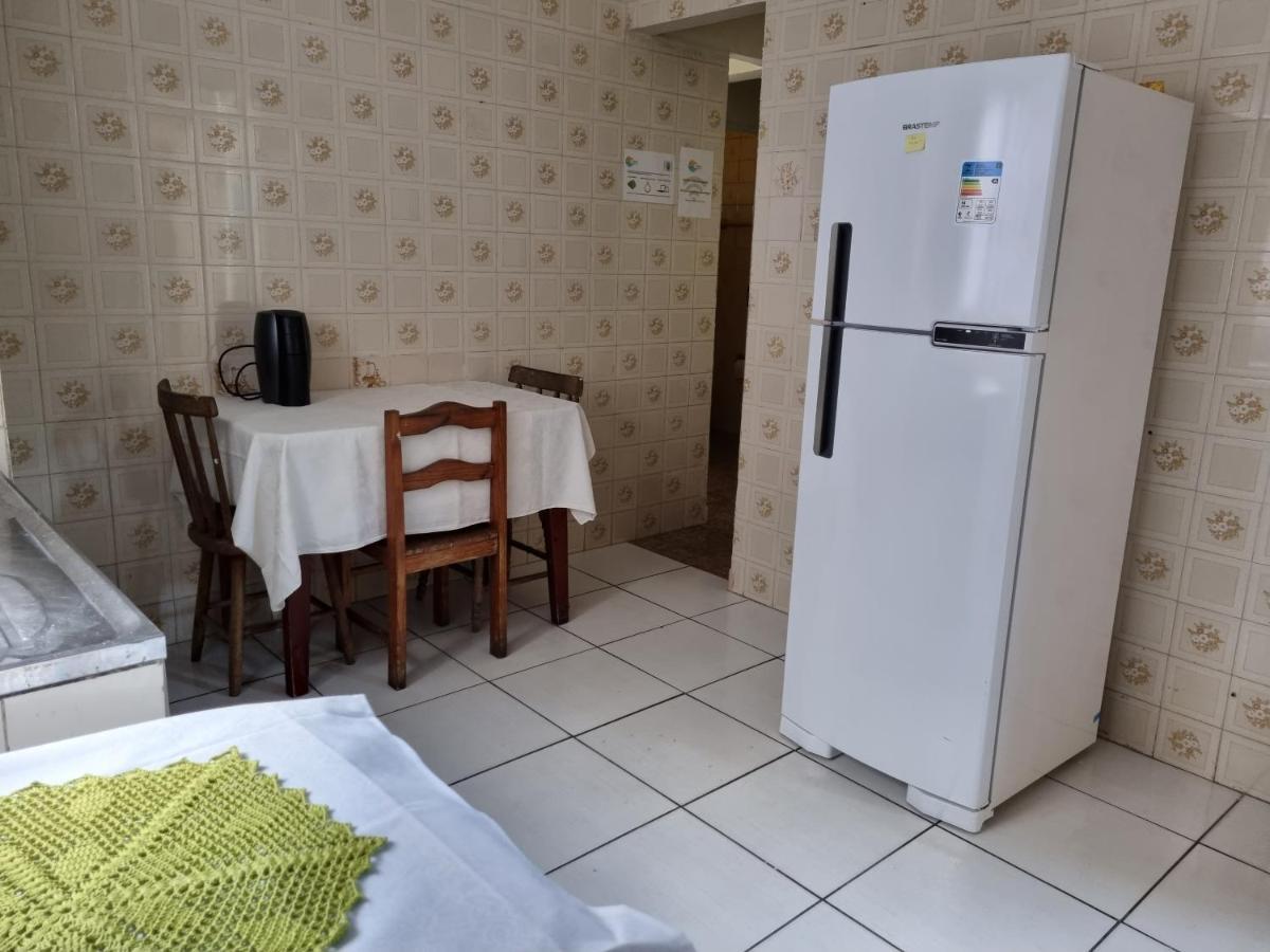 Confortavel Casa Com Piscina E Churrasqueira A 100M Da Praia Caraguatatuba Luaran gambar